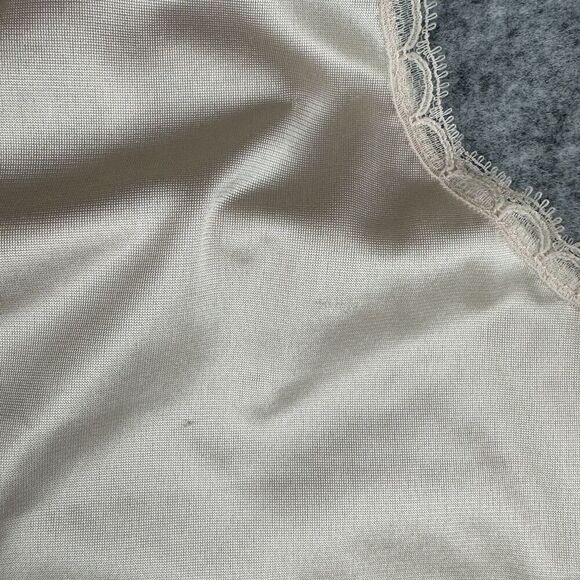 VTG Vanity Fair Slip Dress Womens M Beige Nightgown Sleeveless Lace Made in USA* - Picture 7 of 14